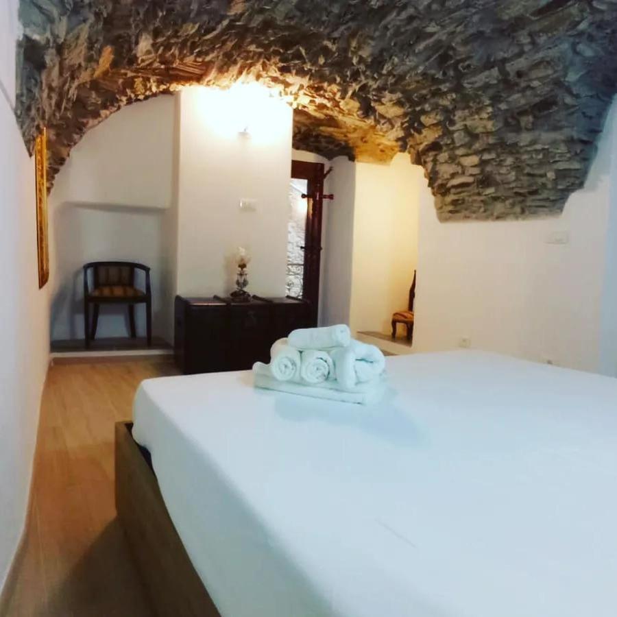 La grotta Appartement Apricale Buitenkant foto